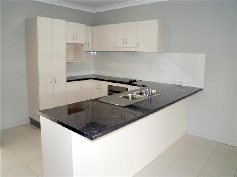 11/216 Oaka Street, South Gladstone QLD 4680
