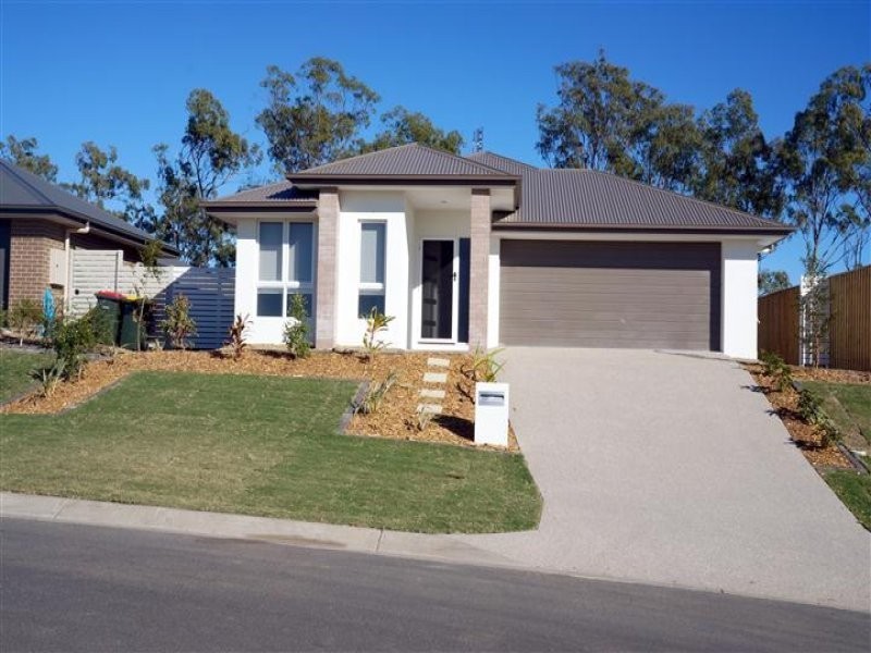 24 Jardine Crescent, Boyne Island QLD 4680