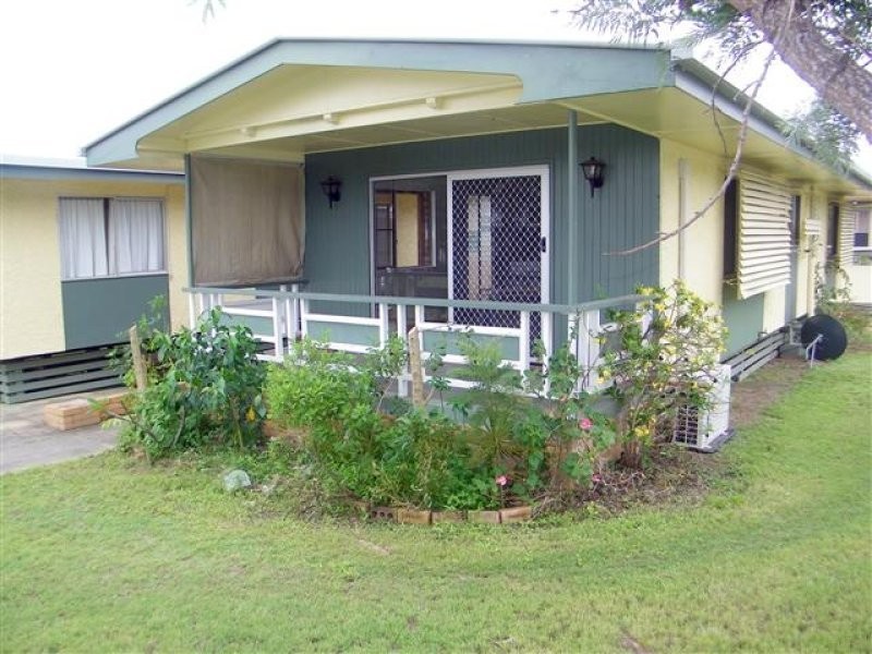 2/24 Paterson Street, West Gladstone QLD 4680