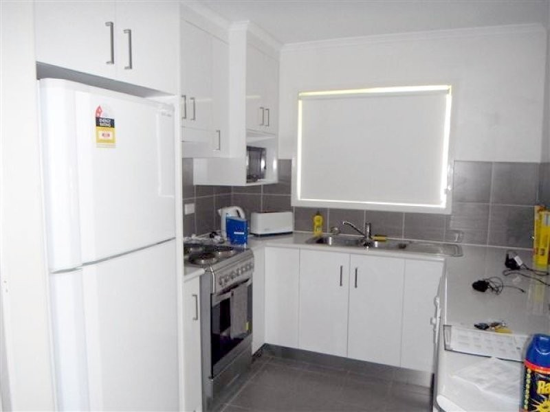 2/24 Paterson Street, West Gladstone QLD 4680