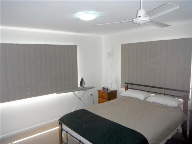 2/24 Paterson Street, West Gladstone QLD 4680