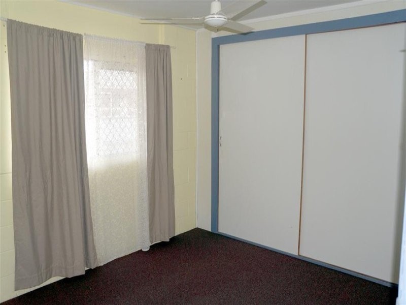 1/33 Butler Street, New Auckland QLD 4680