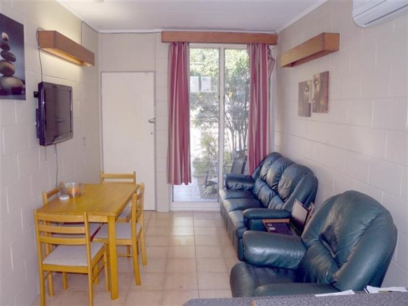 1/19 Pine Avenue, West Gladstone QLD 4680