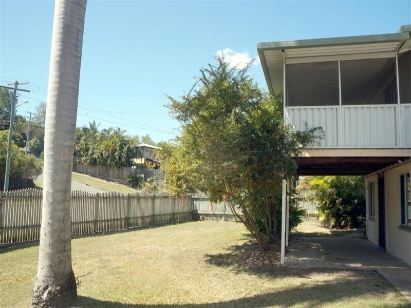 33 Mellefont Street, West Gladstone QLD 4680