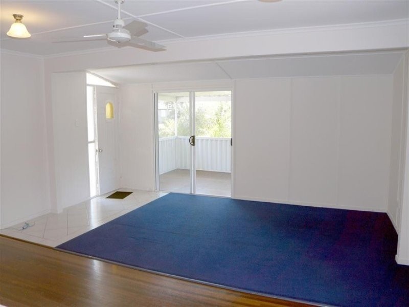 33 Mellefont Street, West Gladstone QLD 4680