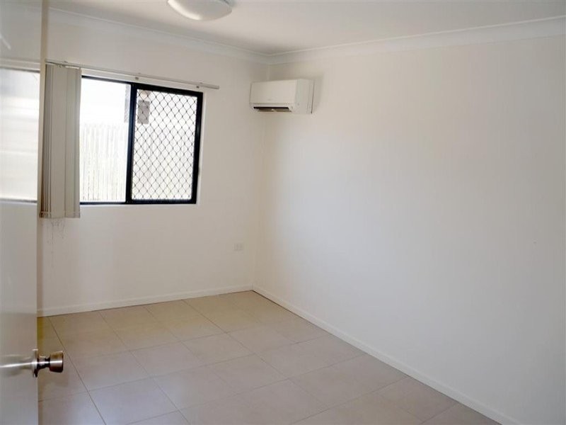 1/27 Mylne Street, West Gladstone QLD 4680