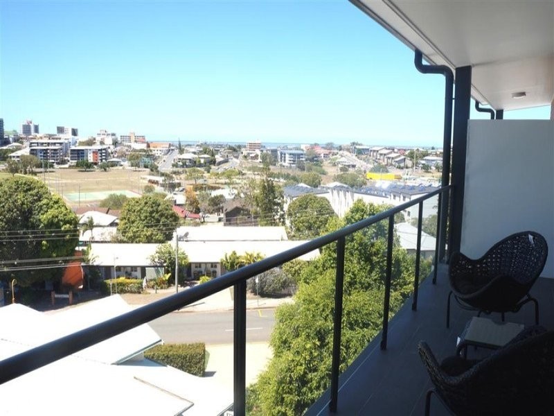10/1  Bayne Street, Gladstone QLD 4680