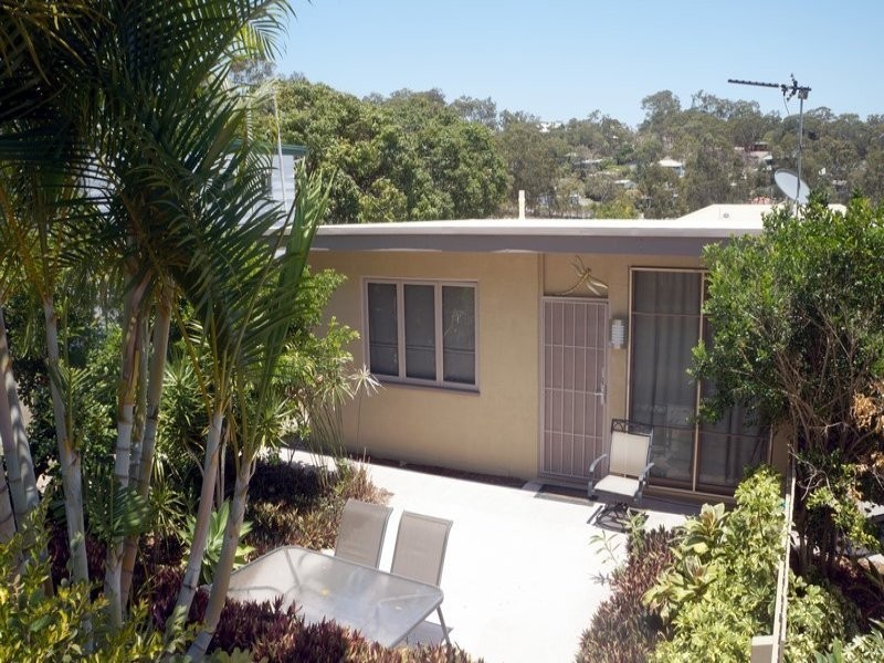 2/19 Pine Avenue, West Gladstone QLD 4680