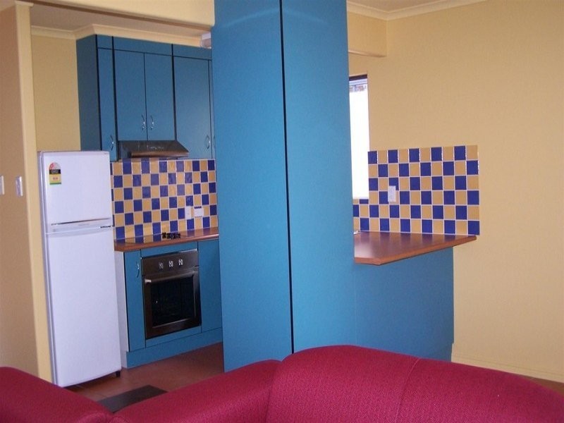 4/30 Flinders Street, West Gladstone QLD 4680