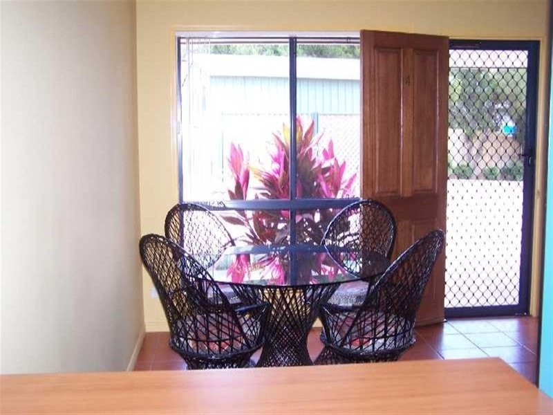 4/30 Flinders Street, West Gladstone QLD 4680