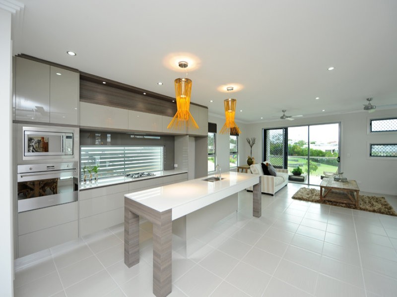 28 Daintree Boulevarde, New Auckland QLD 4680