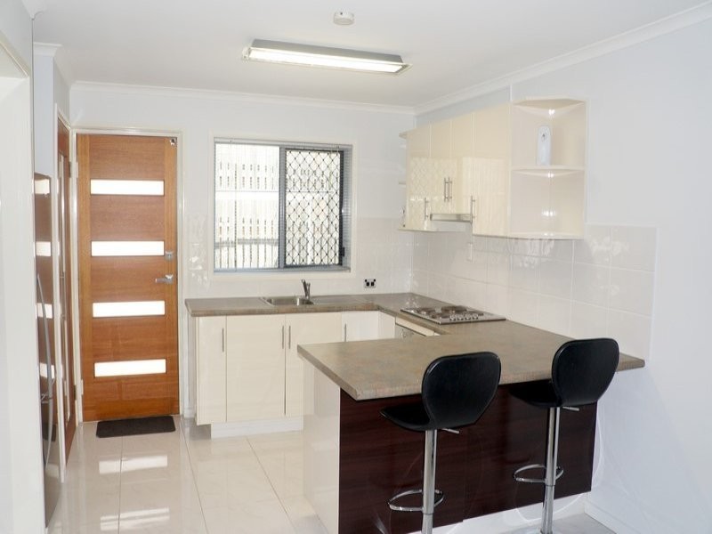 4/259 Auckland Street, South Gladstone QLD 4680