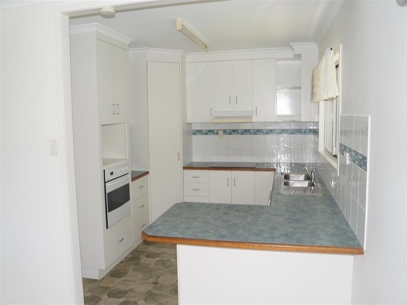 1 Welch Street, Clinton QLD 4680