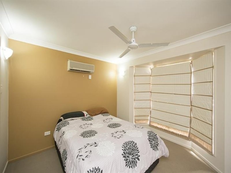 5 Kerry Court, New Auckland QLD 4680