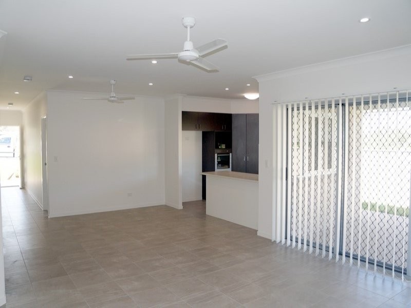 10 Barramundi Street, Toolooa QLD 4680