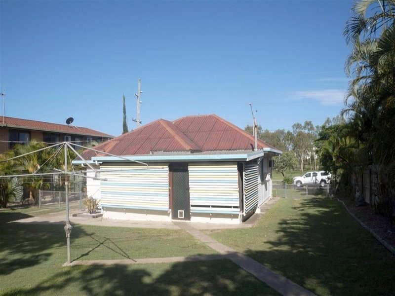 33 French Street, South Gladstone QLD 4680