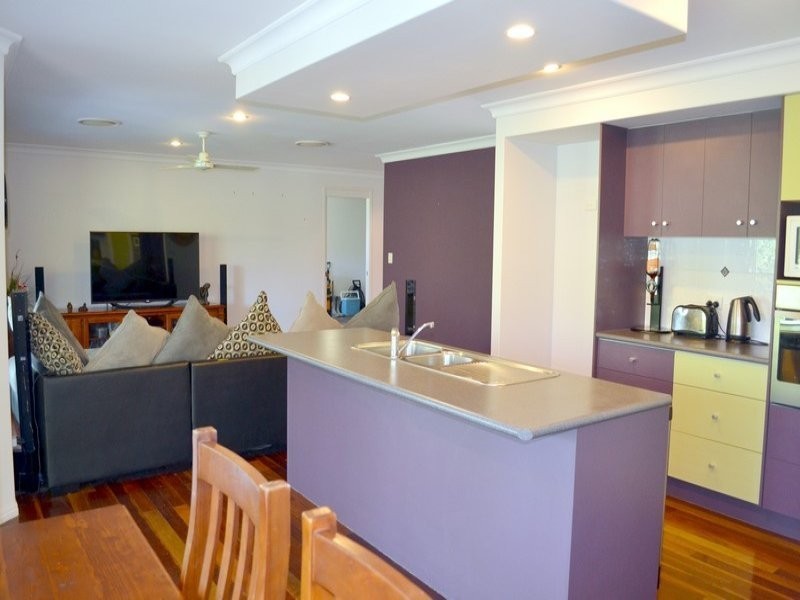 13 Hunter Street, West Gladstone QLD 4680