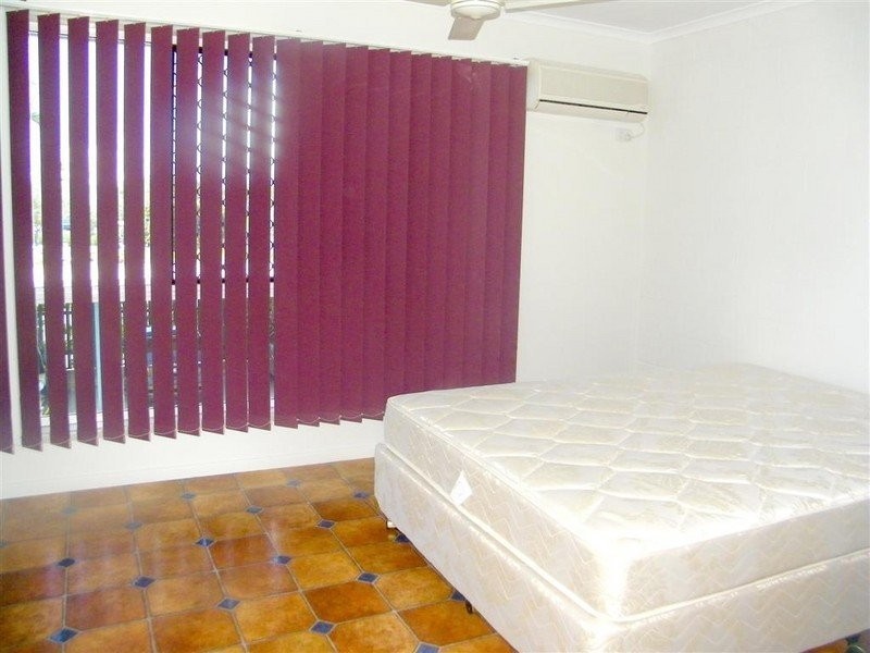 9/10 Chapman Drive, Clinton QLD 4680