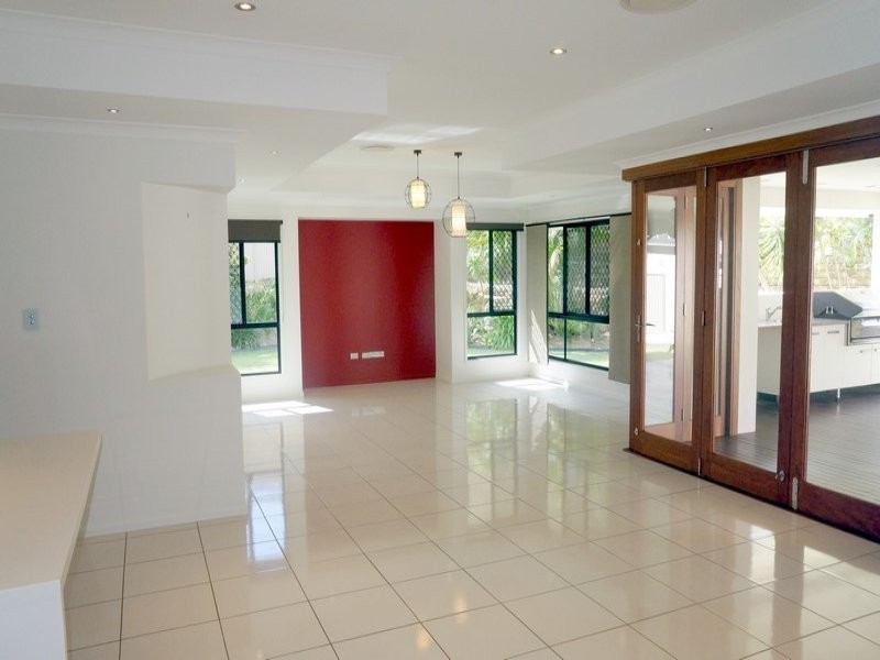 18 Centaurus Close, Telina QLD 4680