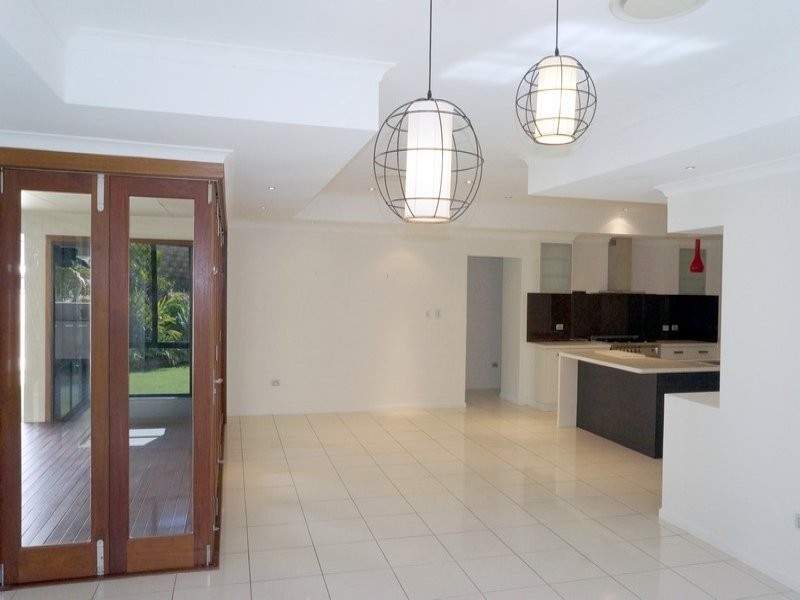 18 Centaurus Close, Telina QLD 4680