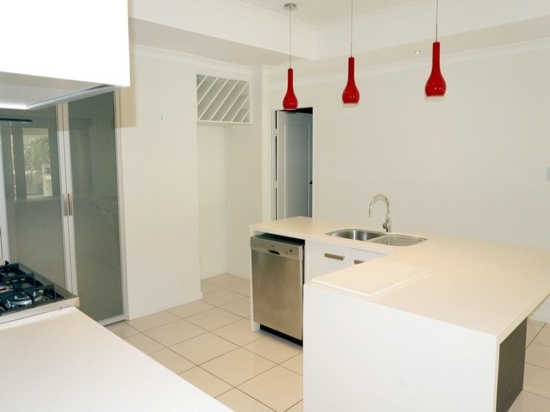 18 Centaurus Close, Telina QLD 4680