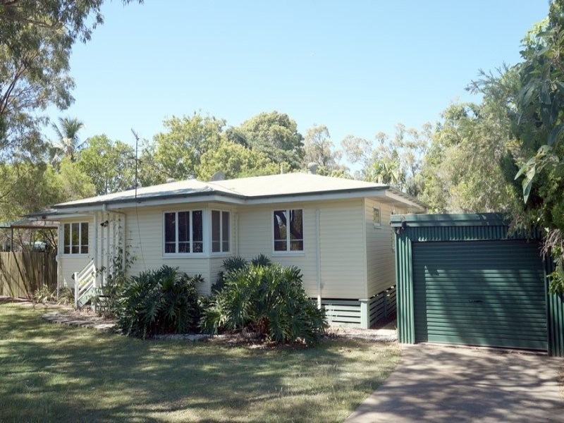 15 McCray Street, Barney Point QLD 4680