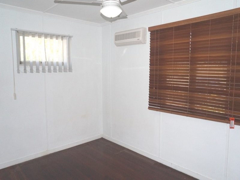 15 McCray Street, Barney Point QLD 4680