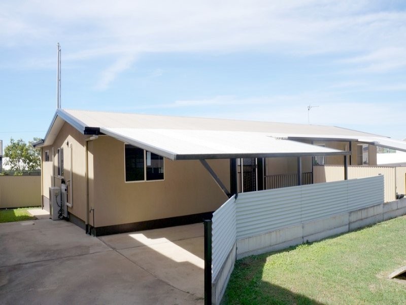 1/48 Toolooa Street, South Gladstone QLD 4680
