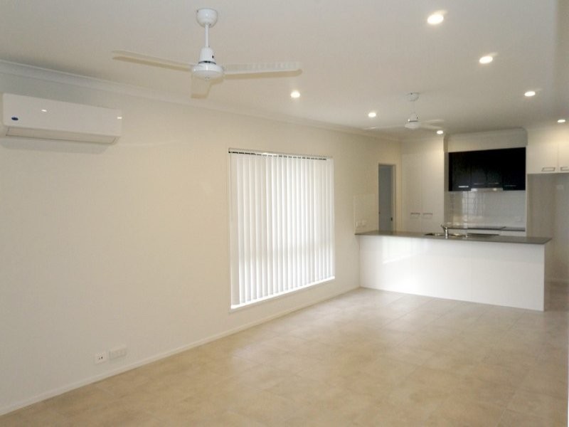 8 Josephine Street, Boyne Island QLD 4680