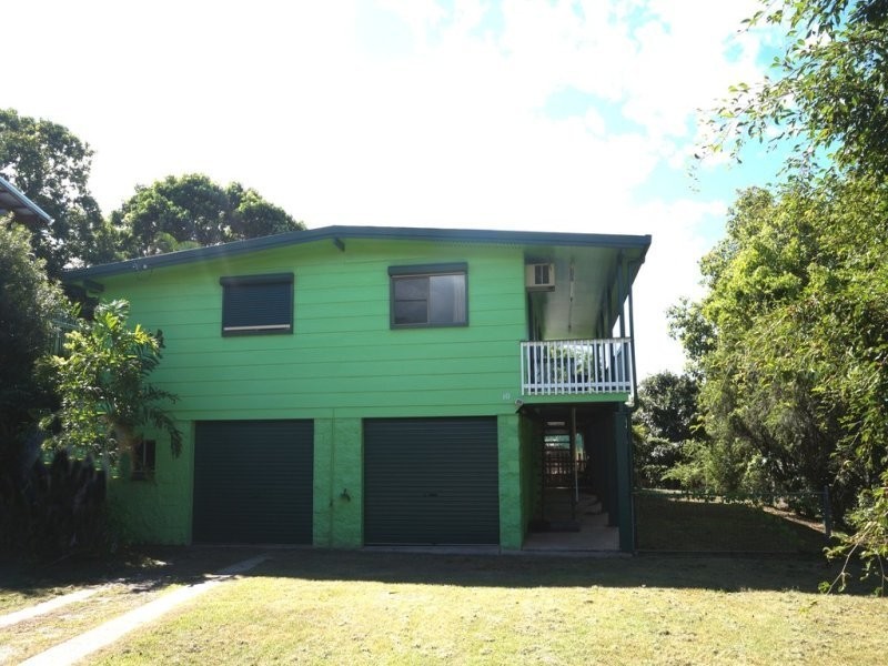 10 Far Street, West Gladstone QLD 4680