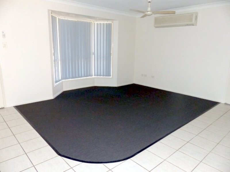2 Orlando Place, New Auckland QLD 4680