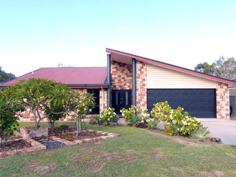 18 Billabong Drive, Glen Eden QLD 4680
