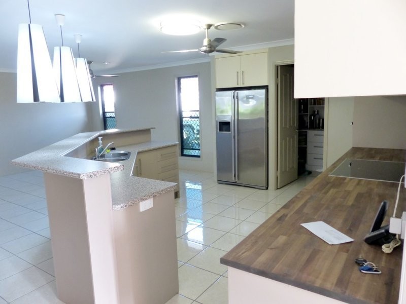 18 Billabong Drive, Glen Eden QLD 4680