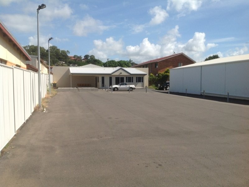 27 Toolooa Street, Gladstone QLD 4680