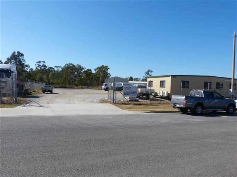 10 Helen Street, Callemondah QLD 4680