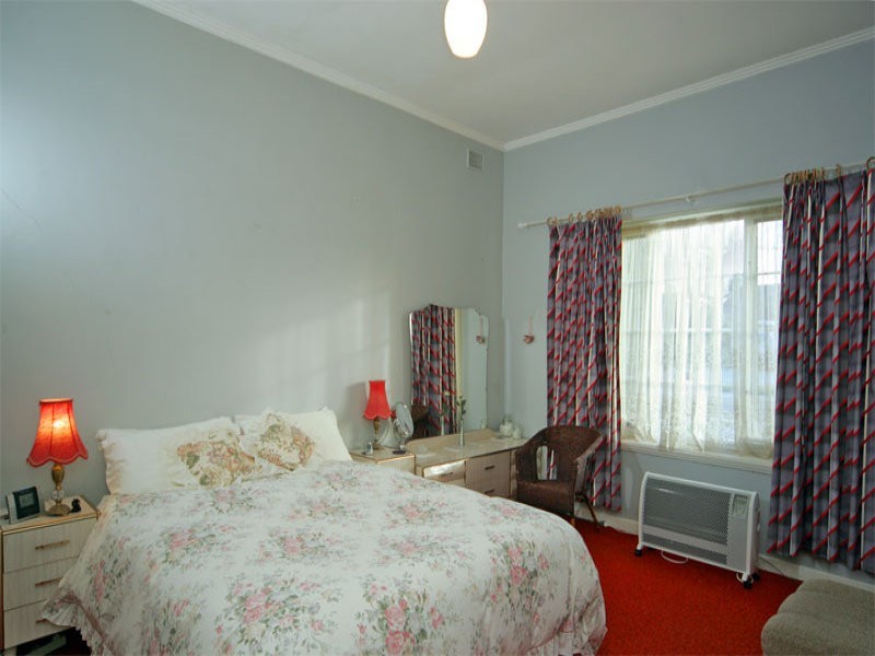 18 Winston Crescent, Glengowrie SA 5044