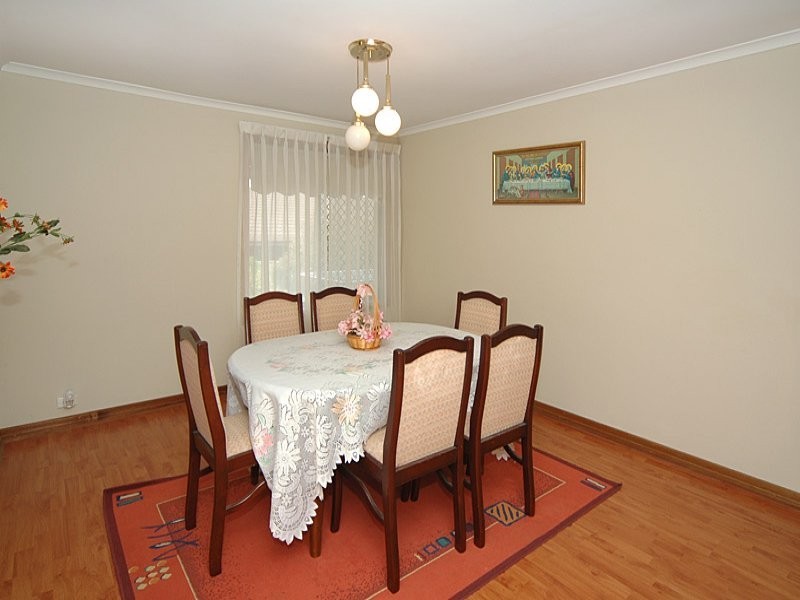 8 Lapwing Street, Hallett Cove SA 5158