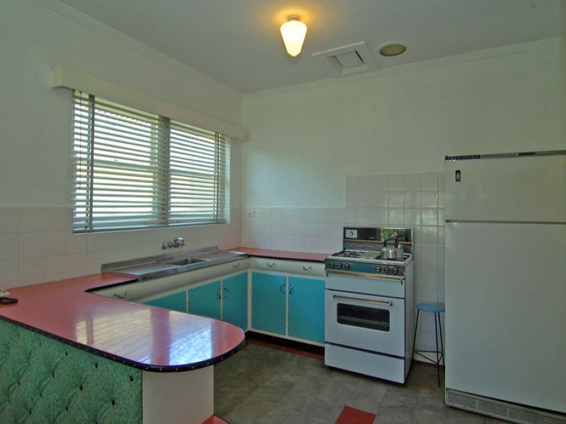 27 Thomas Street, South Plympton SA 5038