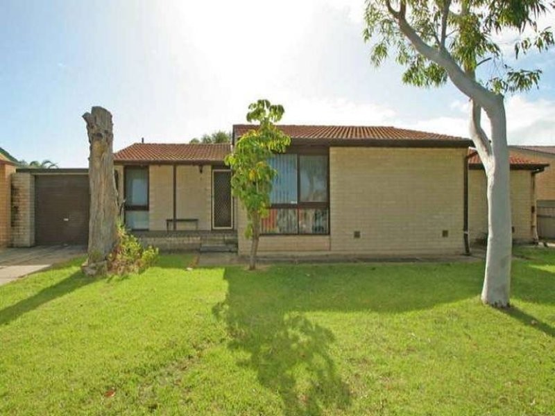 9 Protector Street, O’sullivan Beach SA 5166