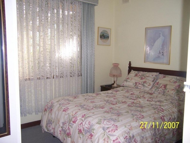 33 Larkdale Crescent, O’halloran Hill SA 5158