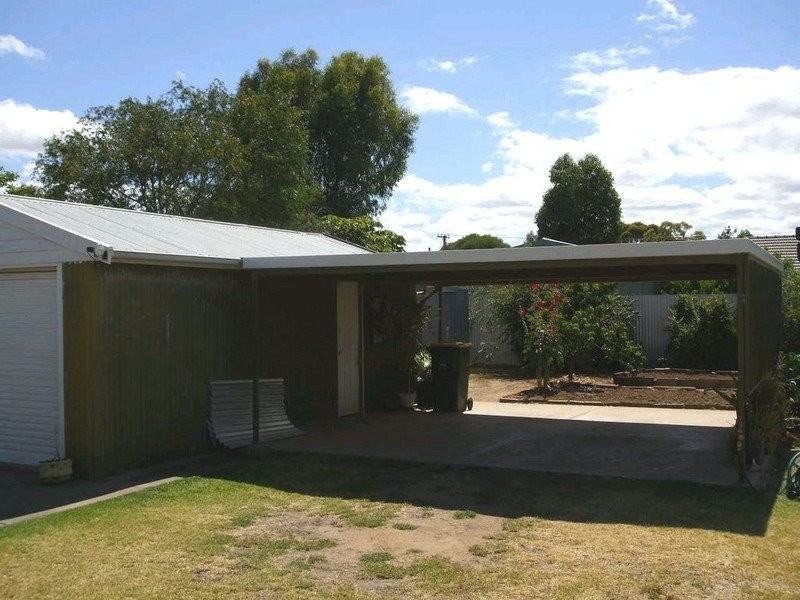 12 Parsons Grove, Park Holme SA 5043