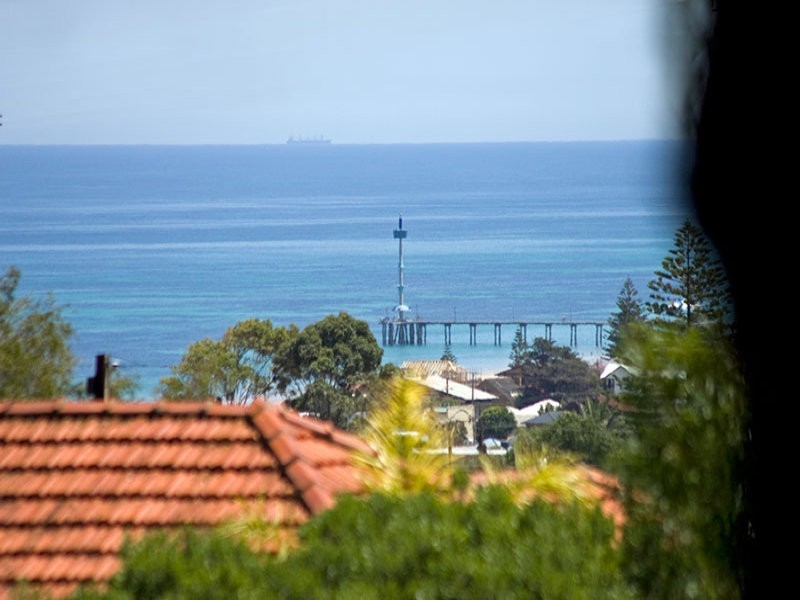 10 Arthur Street, Seacliff Park SA 5049