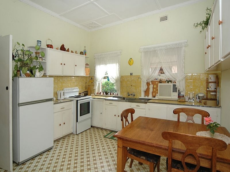 4 Stuart Road, South Plympton SA 5038