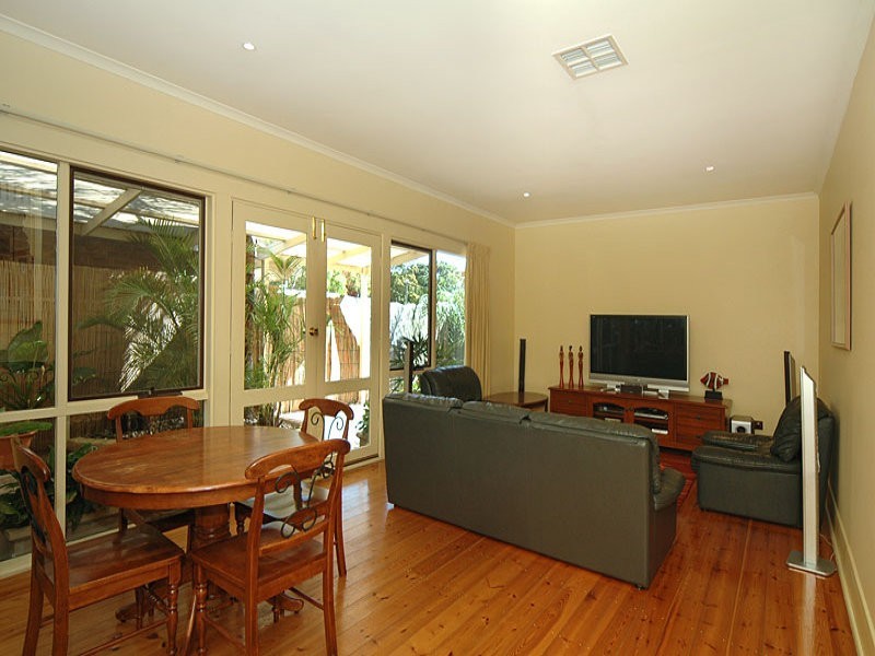 24 Victoria Street, Glandore SA 5037