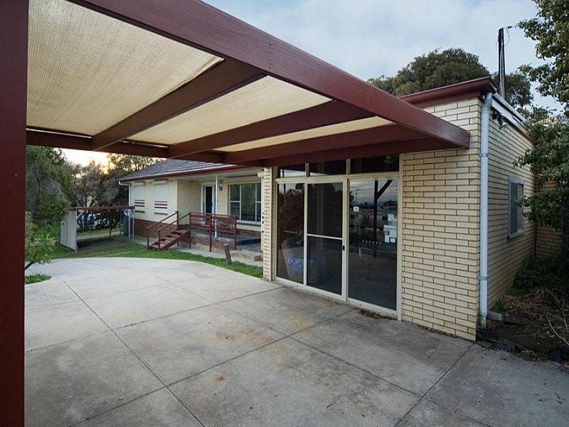 84 Newland Avenue, Marino SA 5049