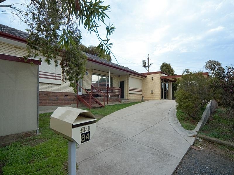 84 Newland Avenue, Marino SA 5049