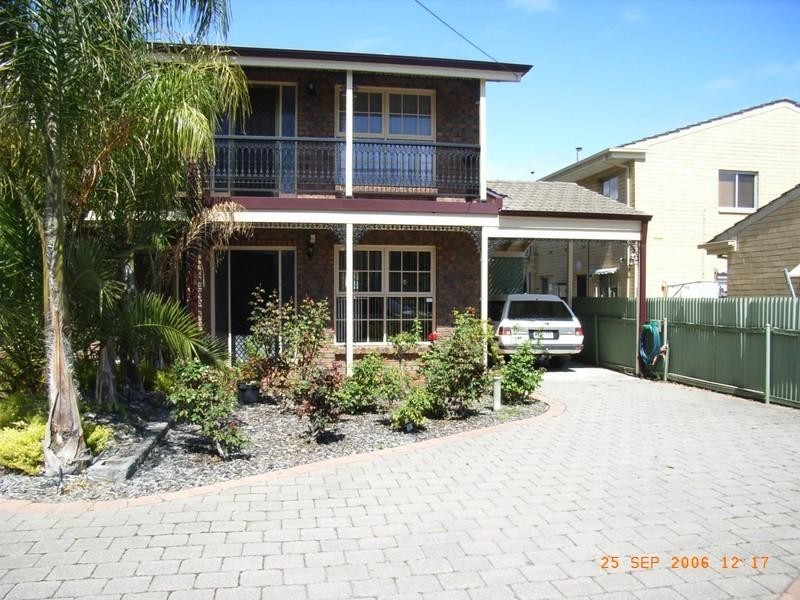 22 Macfarlane Street, Glenelg North SA 5045