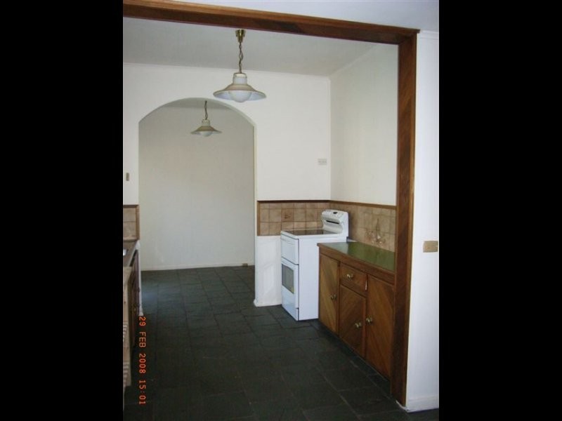 18 Limbert Avenue, Seacombe Gardens SA 5047