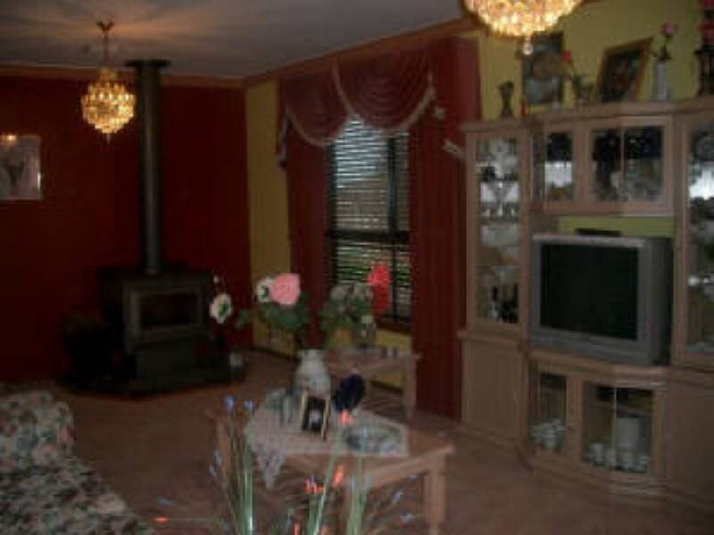 2 PINNAROO CIRCUIT, Meadow Heights VIC 3048