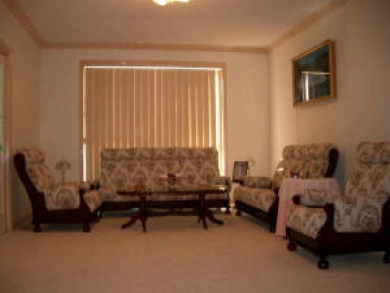 15 HONEYSUCKLE COURT, Meadow Heights VIC 3048